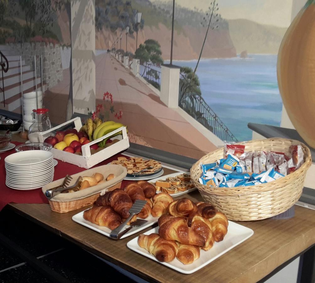 Hotel La Giara Celle Ligure Ngoại thất bức ảnh